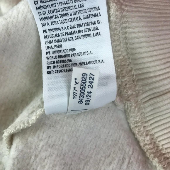 American Eagle Outfitters Cream and Red Graphic Sweater - Picture 7 of 10